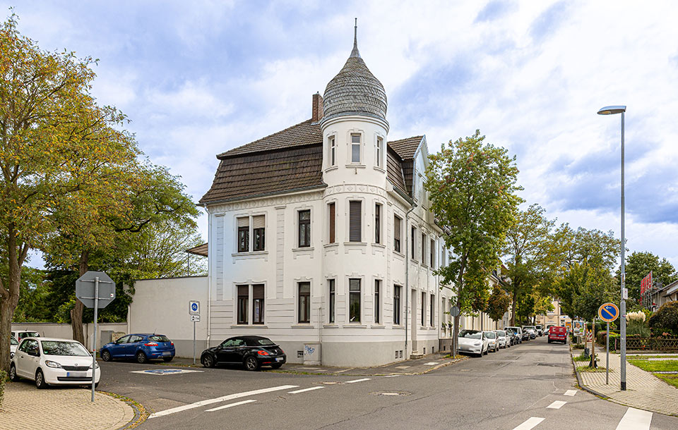 villa2-aussen-2colparallax