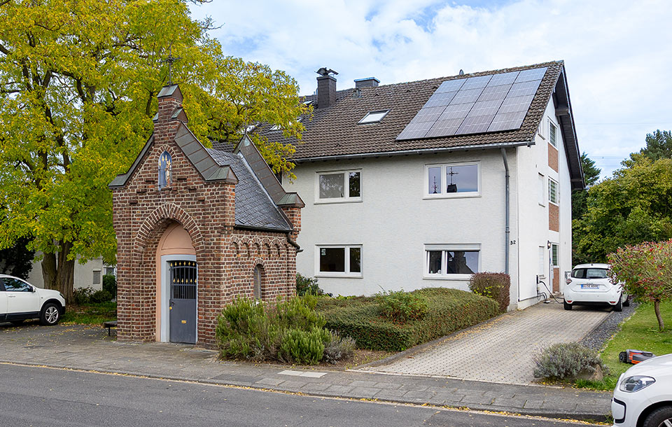 villafrida1-haus-2colparallax